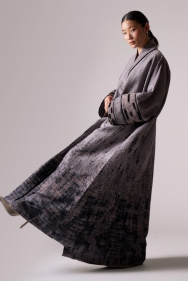 Anne international model (3)